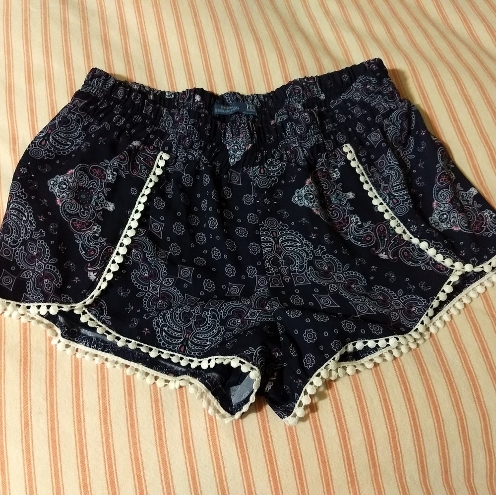 Bershka Shorts
